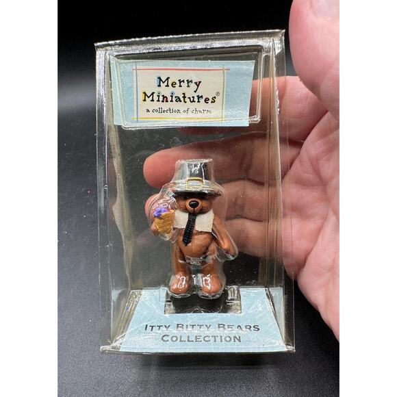 Hallmark Merry Miniatures Itty Bitty Bears Blessing Figure 2002 NEW -S1M - Picture 1 of 8